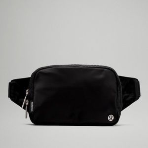 Lululemon EBB Larger - Black